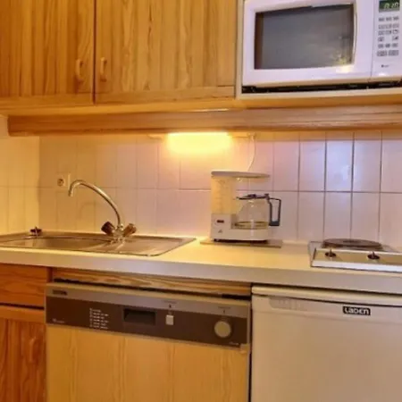 Au Pied Des Pistes Pour 4 Personnes Avec Balcon Apartment